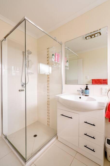 Cosy Home In Yandina Exterior photo