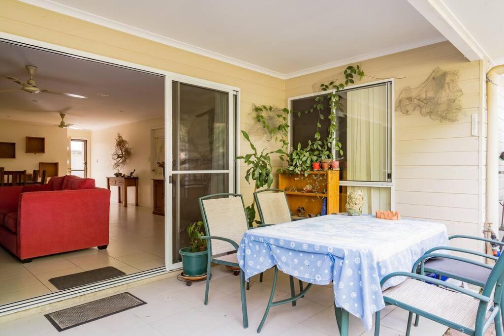 Cosy Home In Yandina Exterior photo