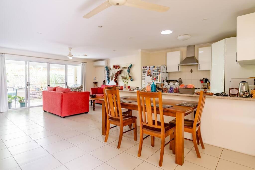 Cosy Home In Yandina Exterior photo